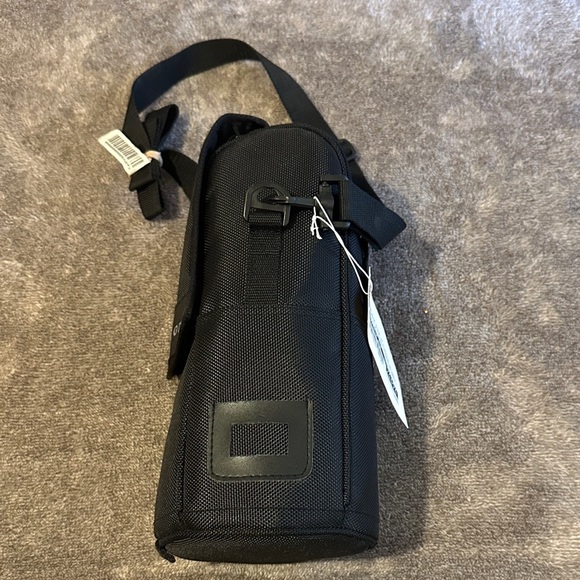 Nikon Black CL M2 Lens Case Storage - Picture 2 of 6